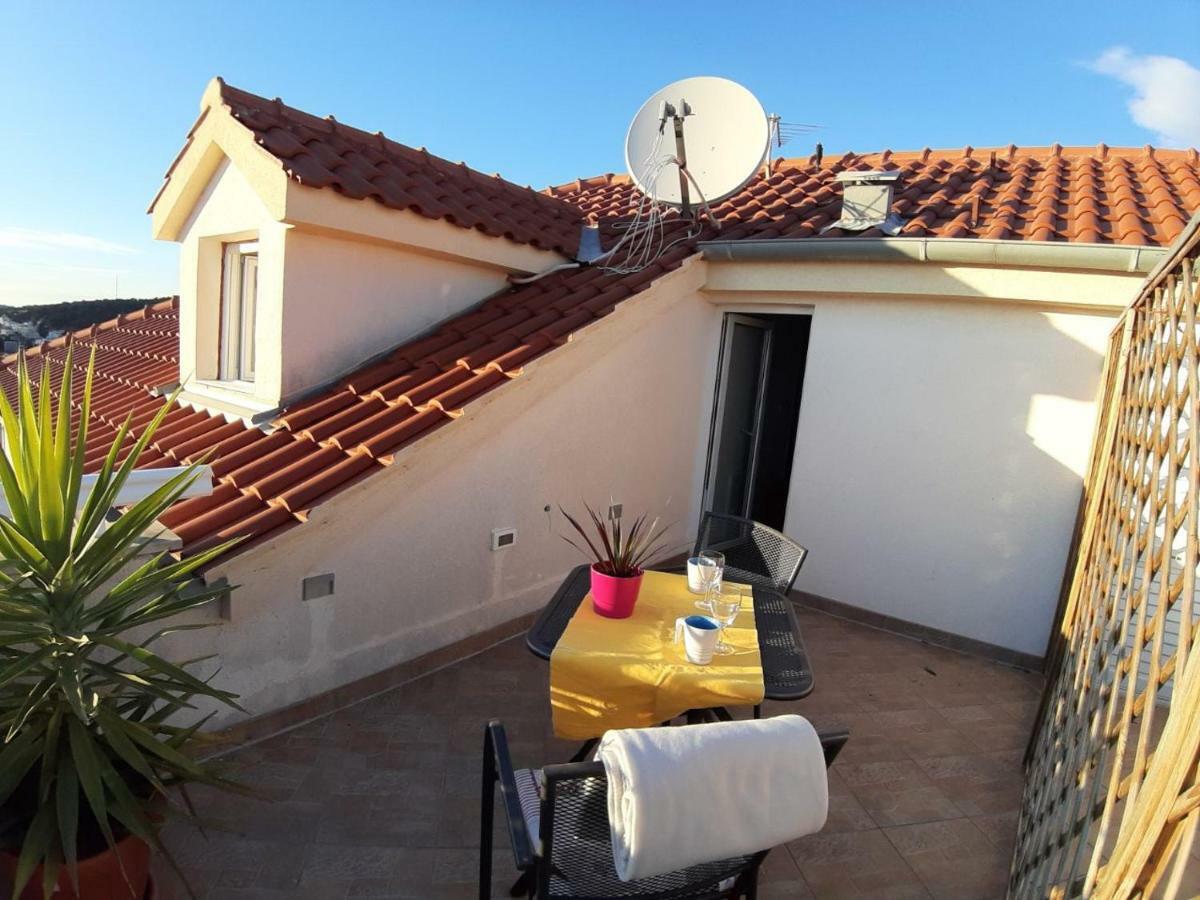 Apartment Place 2 Stay Hvar Town Zewnętrze zdjęcie