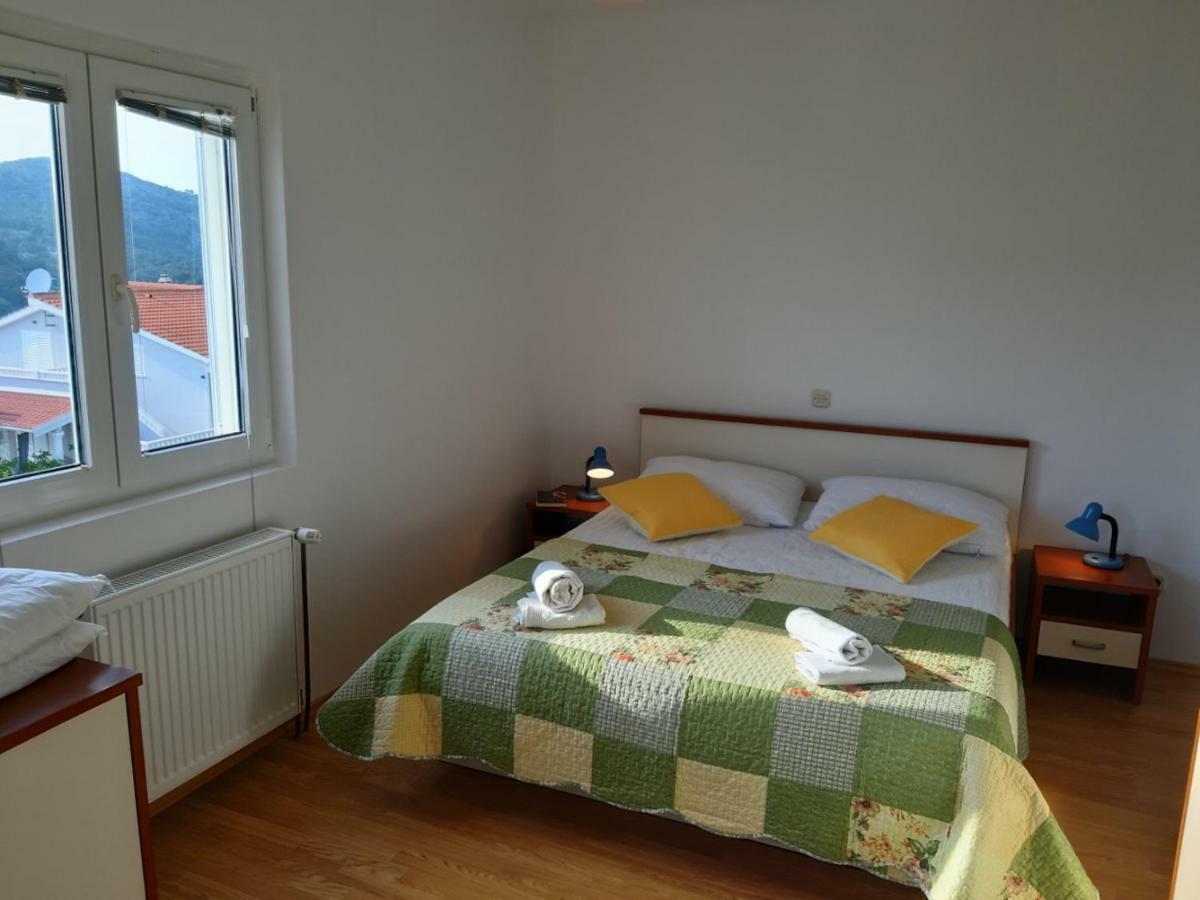 Apartment Place 2 Stay Hvar Town Zewnętrze zdjęcie